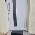 Appartment-ferienwohnung Mit Kueche, Bad, Wlan, Klimaanlage, Modern Eingerichtet *